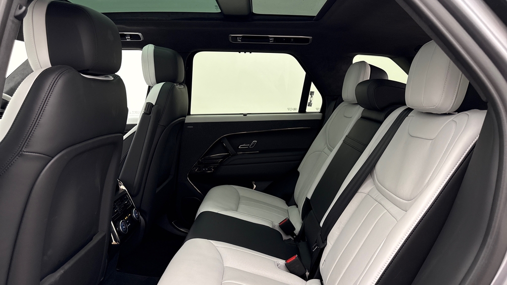 Land Rover Range Rover Sport P550e Eiger Grey Grey #4