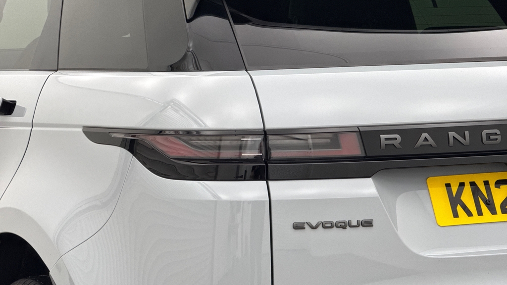 Land Rover Range Rover Evoque 2.0 D200 Revised Black #19