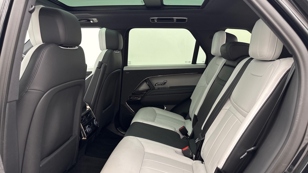 Land Rover Range Rover Sport D300 Dynamic Se Santorini Black Black #4
