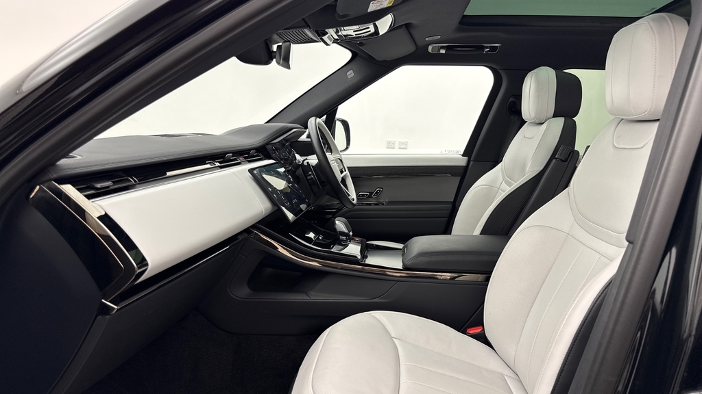 Land Rover Range Rover Sport D300 Dynamic Se Santorini Black Black #3
