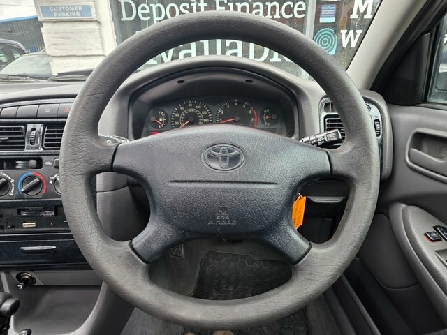 Toyota Avensis Green #24