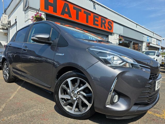 Toyota Yaris Vvt-h Y20 Bi-tone Hatchback Grey