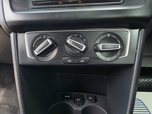 Volkswagen Polo Bluemotion Tech Se Red #37
