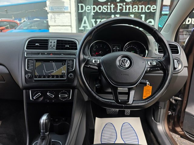 Volkswagen Polo Bluemotion Tech Se Red #23