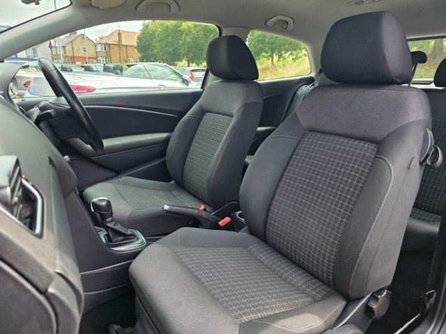 Volkswagen Polo Bluemotion Tech Se Red #17