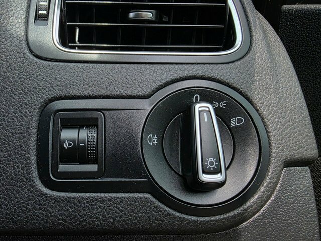 Volkswagen Polo Bluemotion Tech Se Red #31