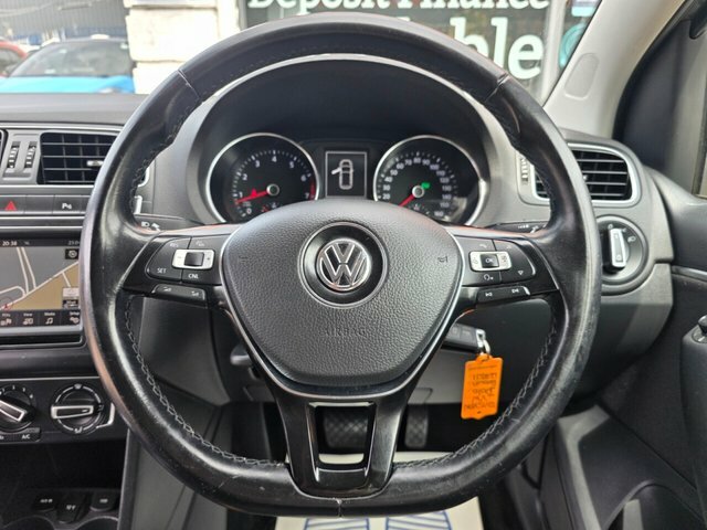 Volkswagen Polo Bluemotion Tech Se Red #25