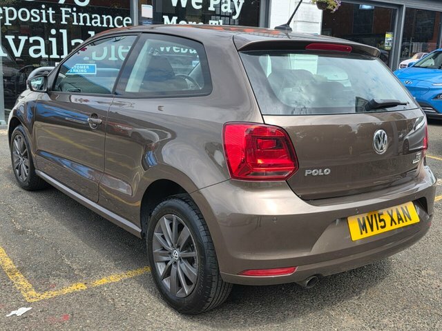 Volkswagen Polo Bluemotion Tech Se Red #8