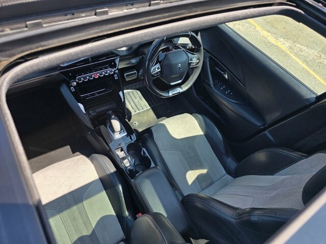 Peugeot e-2008 Gt Premium Suv Black #3