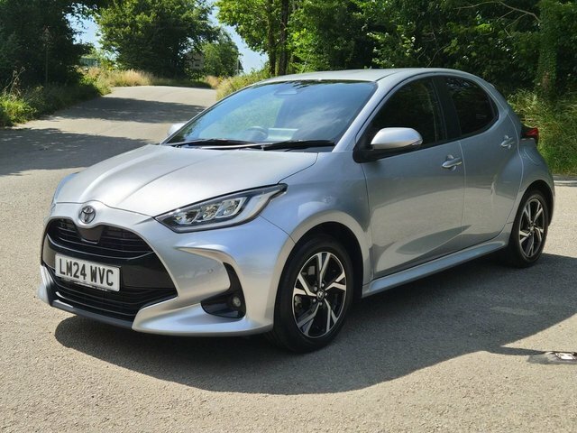 Toyota Yaris 2024 1.5 Vvt-h Design Hatchback Hybrid LM24WVC Silver #2