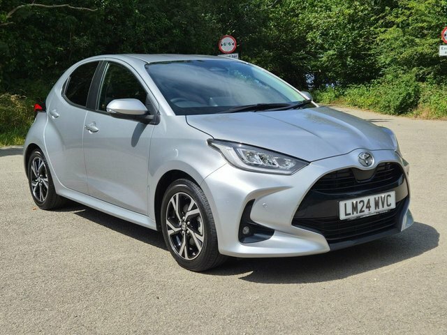 Toyota Yaris 2024 1.5 Vvt-h Design Hatchback Hybrid Silver