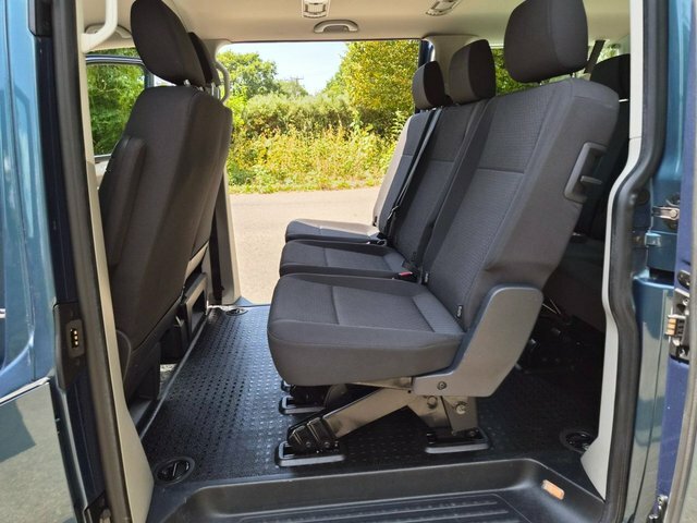 Volkswagen Transporter Shuttle 2L S Beige #43