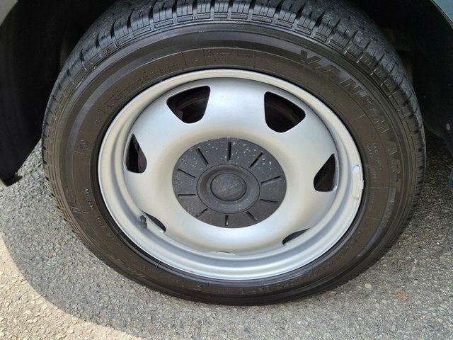 Volkswagen Transporter Shuttle 2L S Beige #39