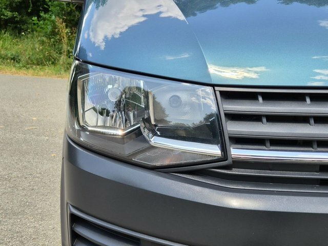 Volkswagen Transporter Shuttle 2L S Beige #41