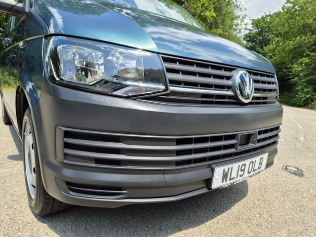 Volkswagen Transporter Shuttle 2L S Beige #42