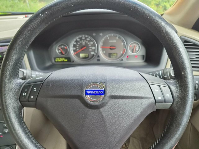 Volvo S60 Saloon Silver #17