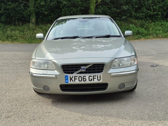 Volvo S60 Saloon Silver #7