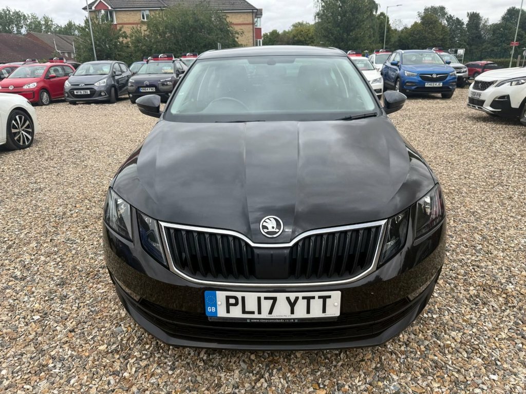 Skoda Octavia 1L Se Black #3