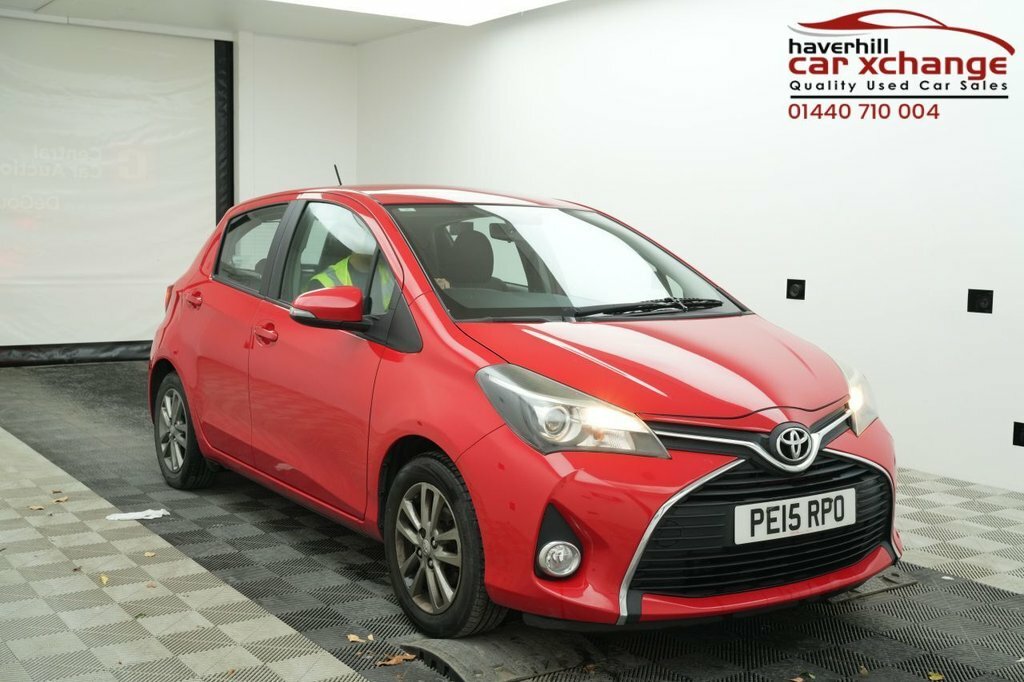 Toyota Yaris 1.3L Icon Red