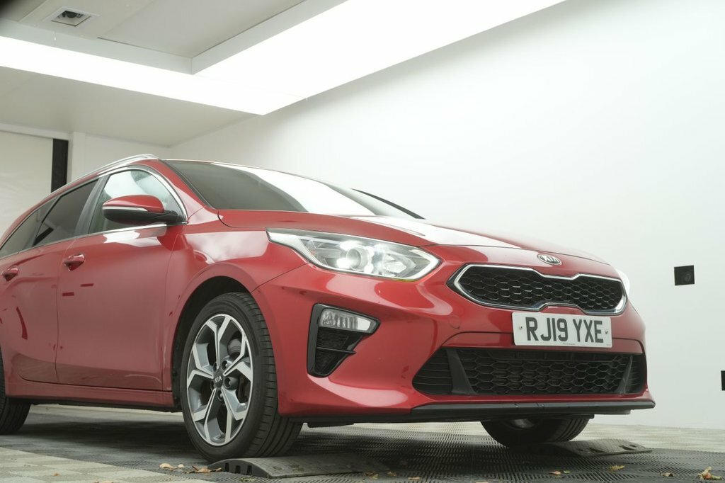 Kia Ceed 1.6L 3 Red #5
