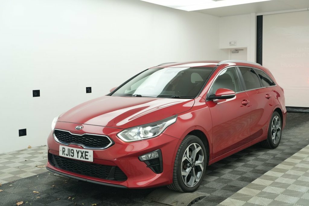 Kia Ceed 1.6L 3 Red #2