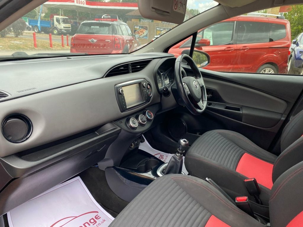 Toyota Yaris 1.3L Sport Red