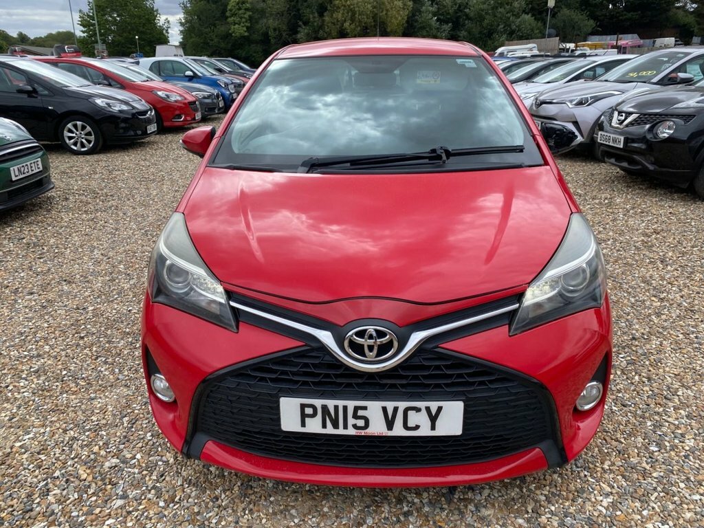 Toyota Yaris 1.3L Sport PN15VCY Red #3