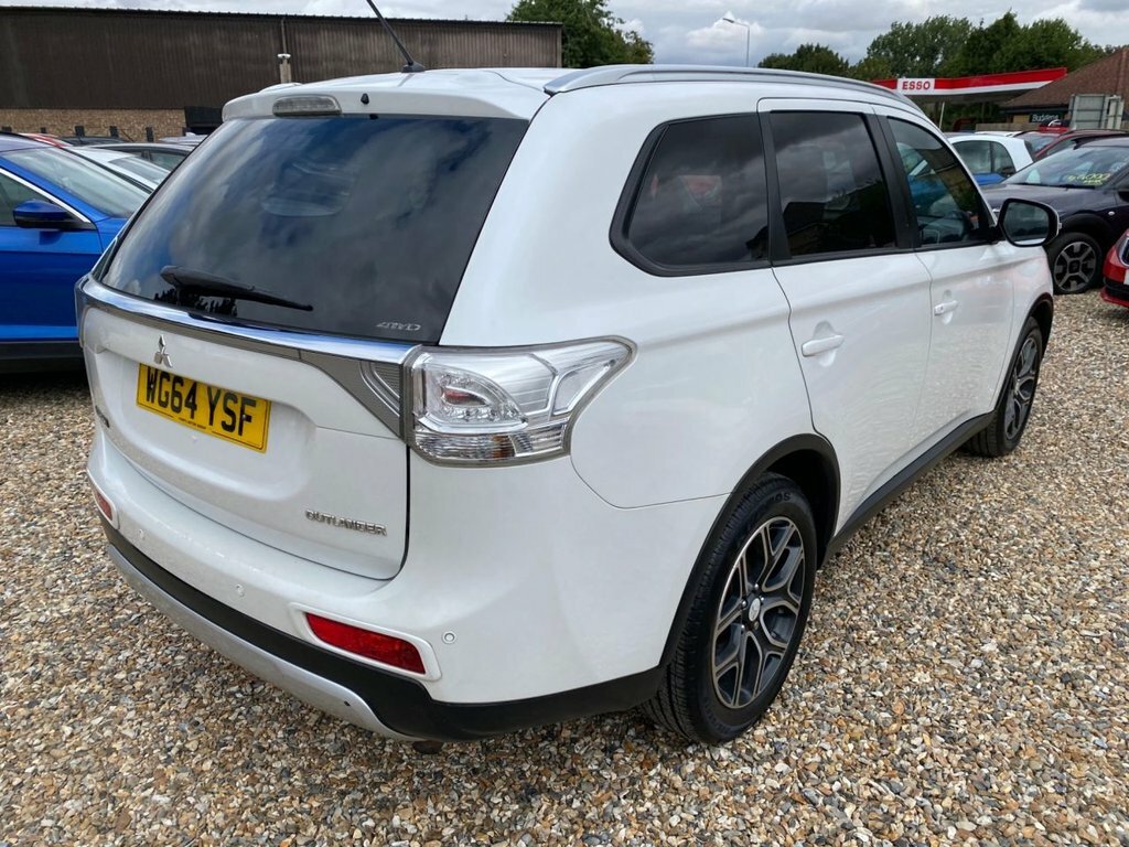 Mitsubishi Outlander 2.2L Gx3 White #5