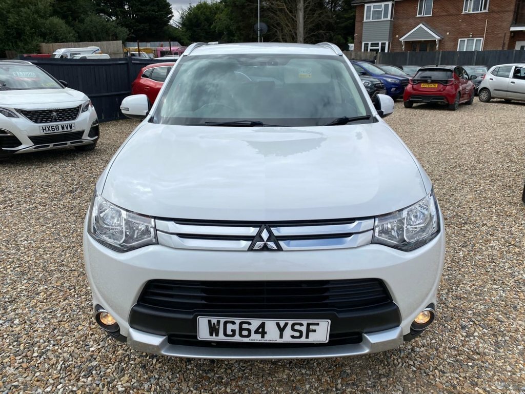 Mitsubishi Outlander 2.2L Gx3 White #3