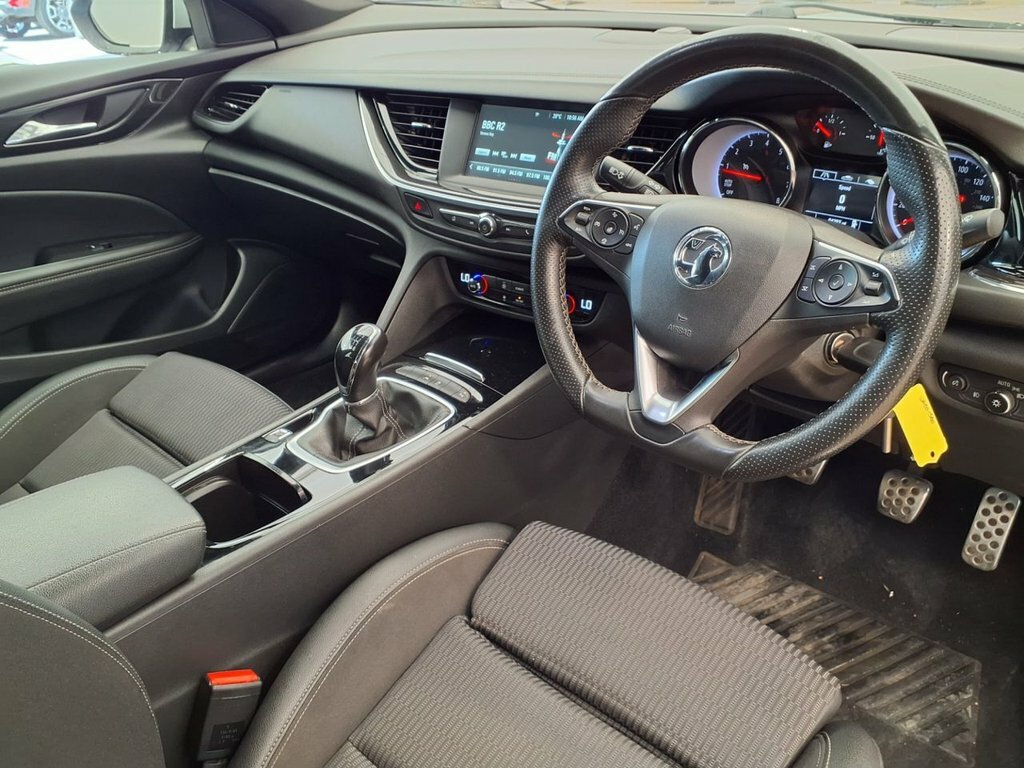 Vauxhall Insignia Sri Nav Black #9
