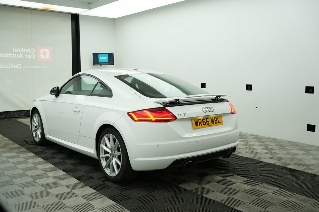 Audi TT Tdi Ultra Sport Black #8