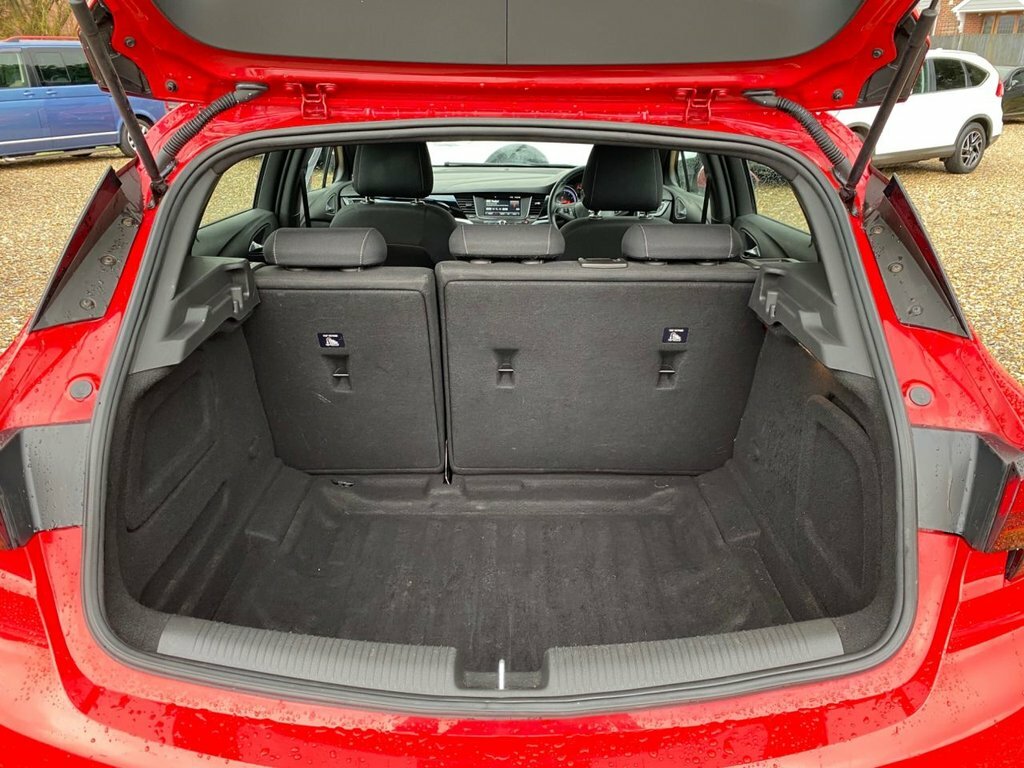 Vauxhall Astra 1.4L Sri Red #6