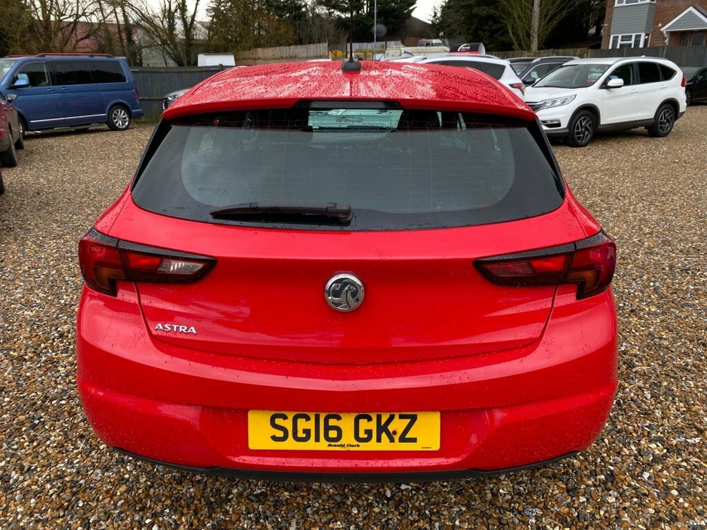 Vauxhall Astra 1.4L Sri Red #5