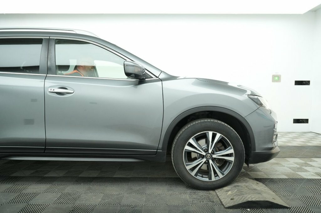 Nissan X-Trail 1.6L N-connecta Grey