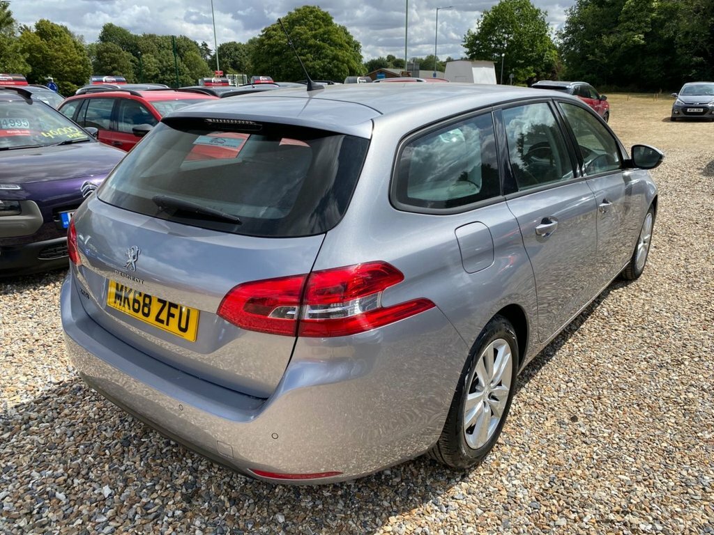 Peugeot 308 SW 1.5L Active Grey #4