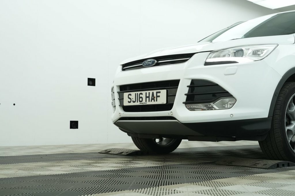 Ford Kuga 2L Titanium X Sport White #6