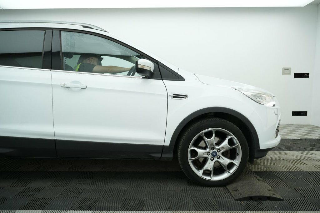 Ford Kuga 2L Titanium X Sport White #3