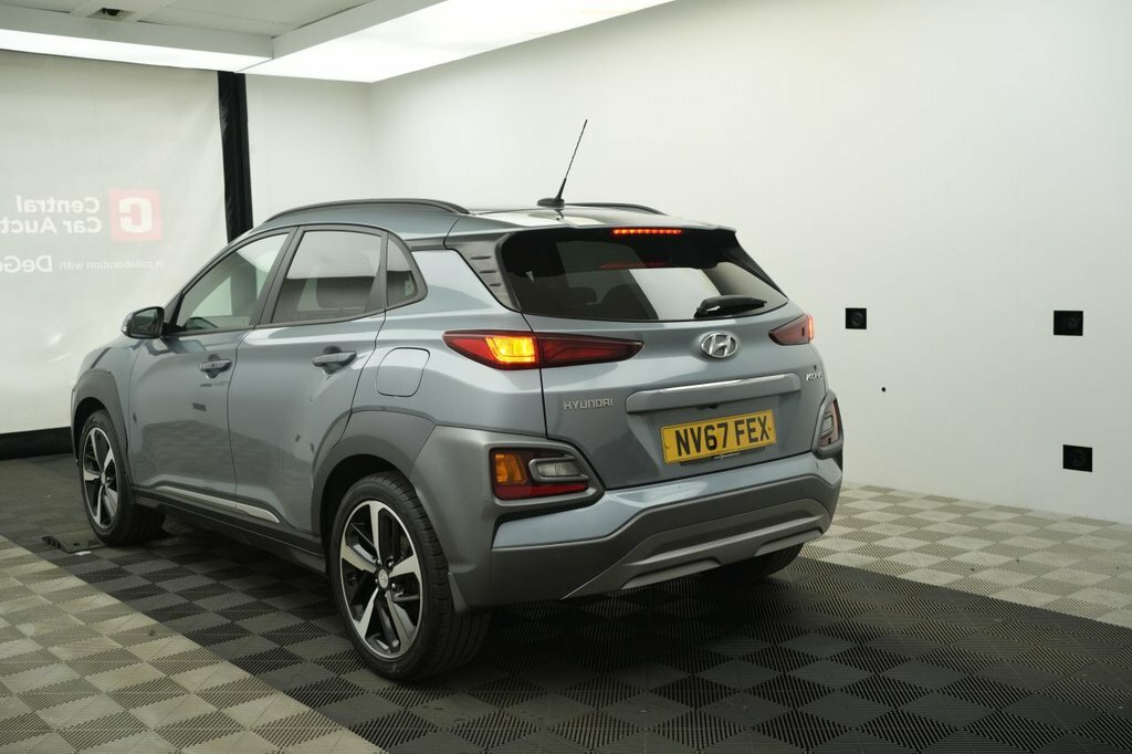 Hyundai Kona Se Orange #8