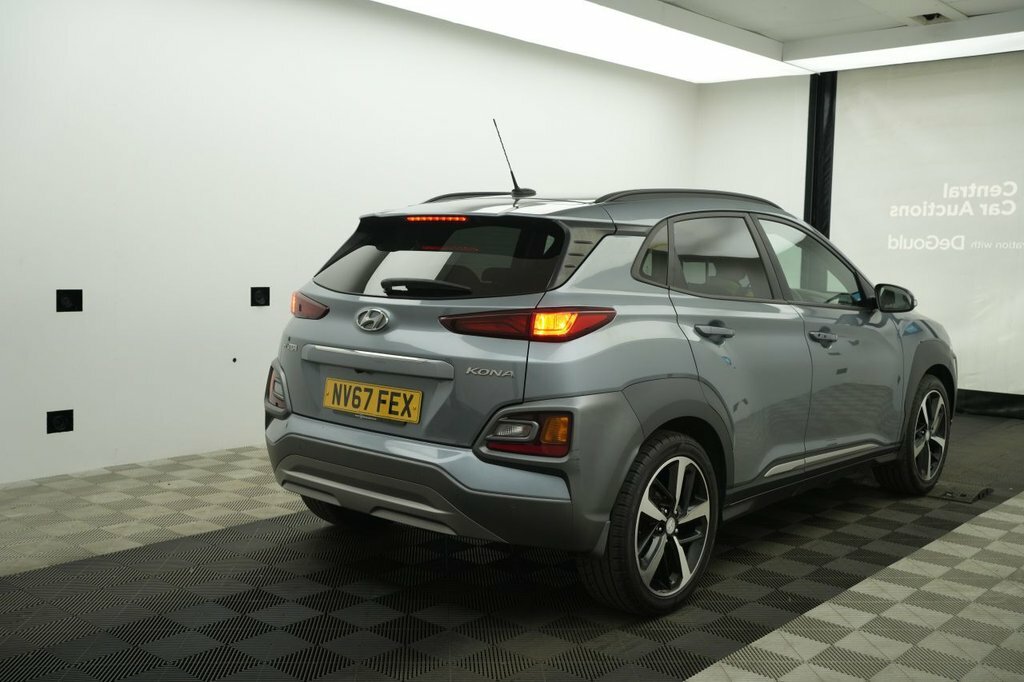 Hyundai Kona Se Orange #7