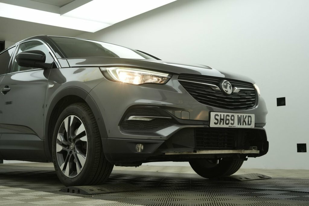 Vauxhall Grandland X 1.5L Sri Nav Grey #5