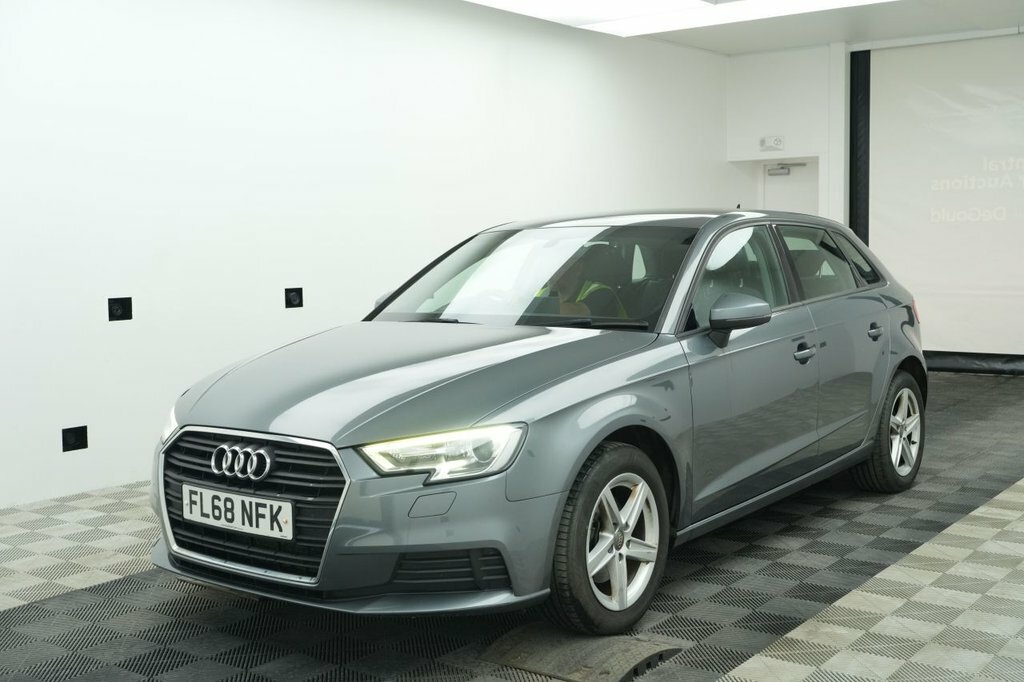 Audi A3 1L Se Technik Grey #2