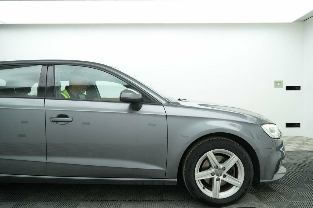 Audi A3 1L Se Technik Grey #3