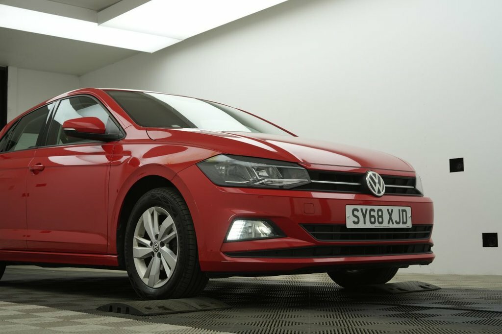 Volkswagen Polo 1L Se Red #5