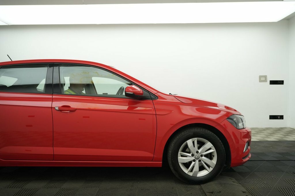Volkswagen Polo 1L Se Red #3