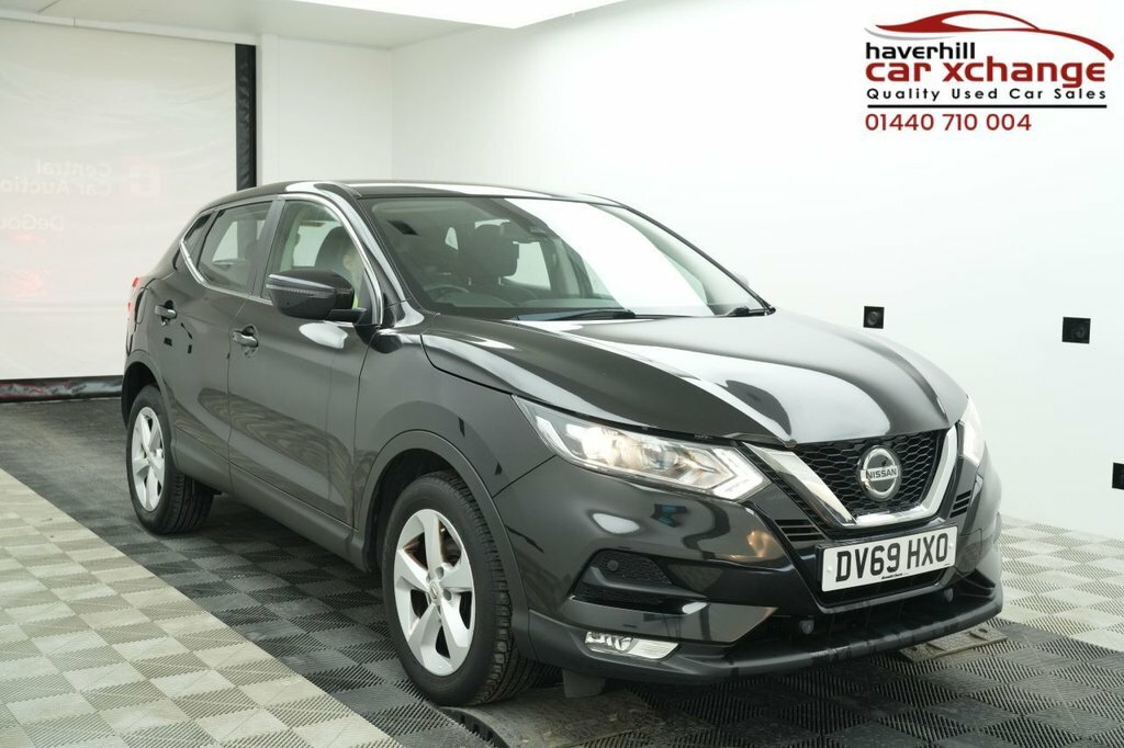 Nissan Qashqai 1.3L Acenta Premium Black