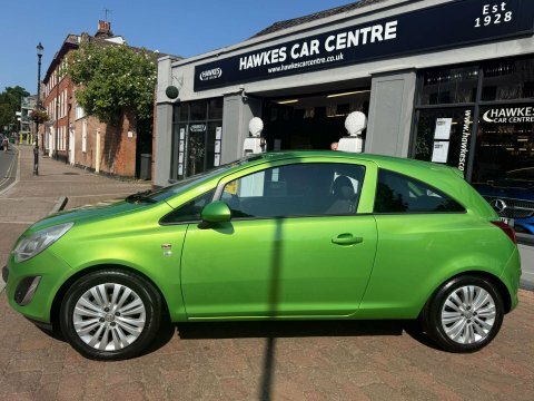 Vauxhall Corsa 1.2 Corsa Excite AD11AHY Green #2