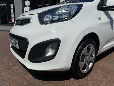 Kia Picanto Hatchback Beige #25