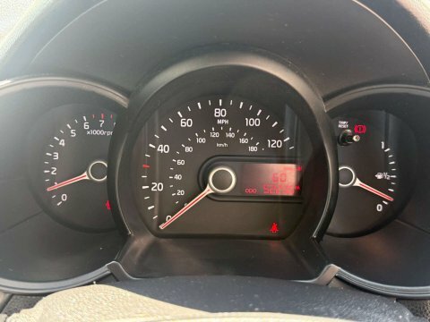 Kia Picanto Hatchback Beige #30
