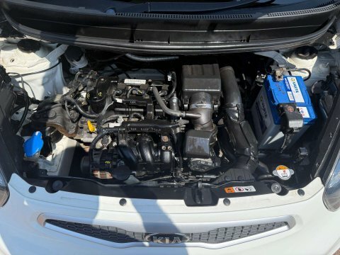 Kia Picanto Hatchback Beige #27