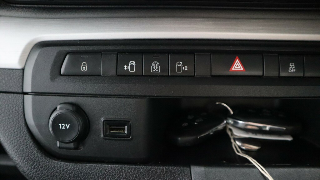 Peugeot Traveller Traveller Allure Long Bluehdi Grey #24